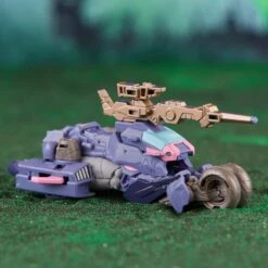 Transformers Legacy Evolution Deadeye Duel 2-Pack 24 Transformers Legacy Evolution Deadeye Duel 2-Pack -Hasbro Pulse F6958 DIO TRA GEN ECOMM CAPSULE 1 0016 2000px 300DPI