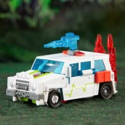 Transformers Legacy Evolution Autobot Medix -Hasbro Pulse F7016 DIO TRA GEN LEGACY DLX W1 0005 2000px 300DPI