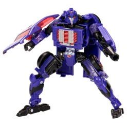 Transformers Legacy Evolution Deluxe Class Cyberverse Universe Shadow Striker -Hasbro Pulse F71975L00 main 23 2000px 300DPI