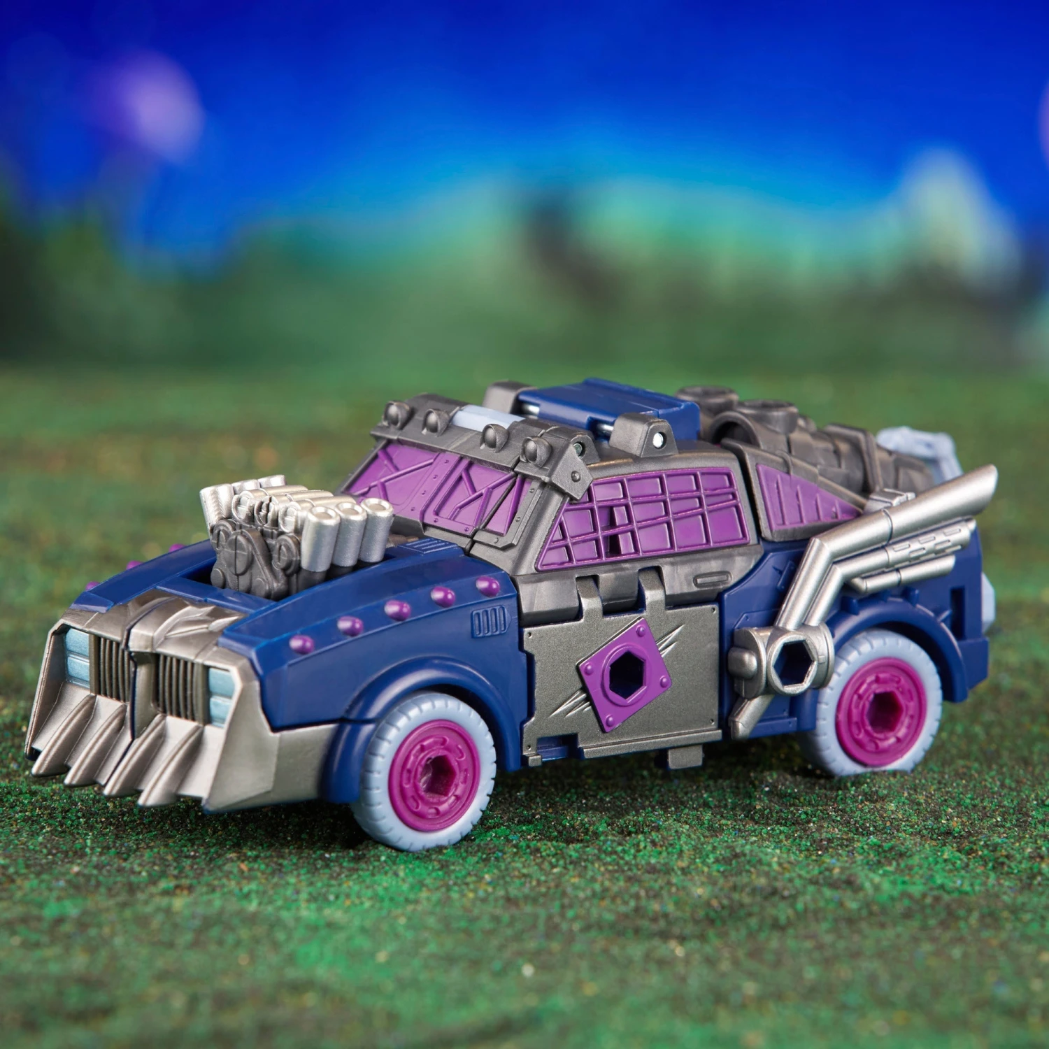 Transformers Legacy Evolution Axlegrease - Presale 10 Transformers Legacy Evolution Axlegrease - Presale - Image 8