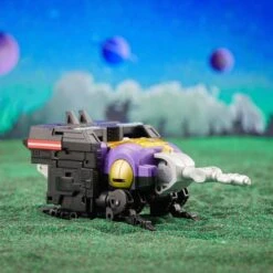 Transformers Legacy Evolution Deluxe Class Insecticon Bombshell -Hasbro Pulse F7200 DIO TRA GEN DLX BOMBSHELL 0006
