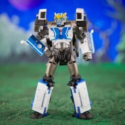 Transformers Legacy Evolution Deluxe Class Robots In Disguise 2015 Universe Strongarm -Hasbro Pulse F7201 DIO TRA GEN DLX STRONGARM 0002