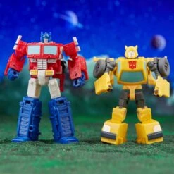 Transformers Legacy Evolution Core Class Optimus Prime & Bumblebee -Hasbro Pulse F7813 DIO TRA GEN DTC 3 0009 2000px 300DPI