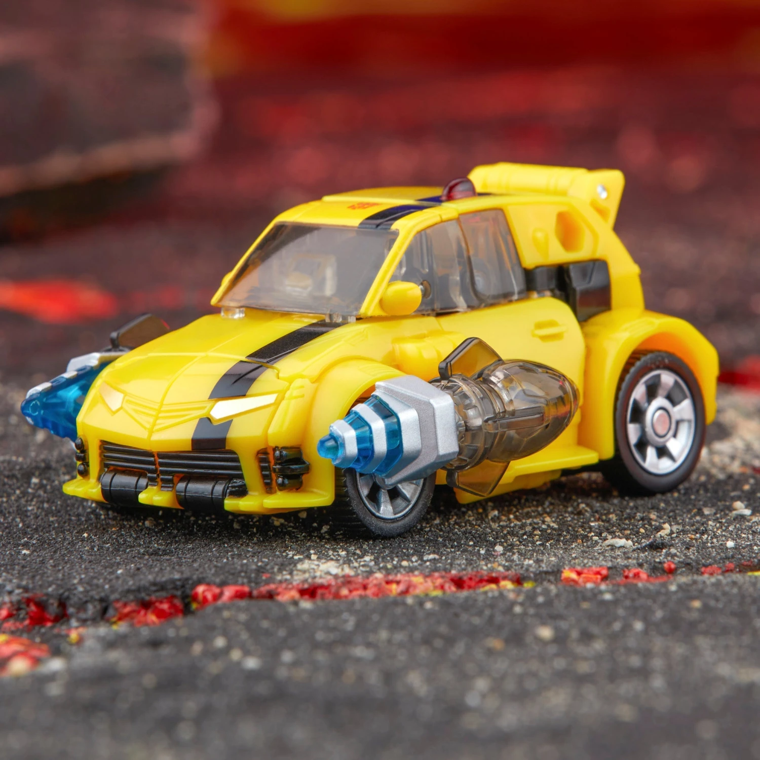 Transformers Legacy United Deluxe Class Animated Universe Bumblebee 15 Transformers Legacy United Deluxe Class Animated Universe Bumblebee - Image 13